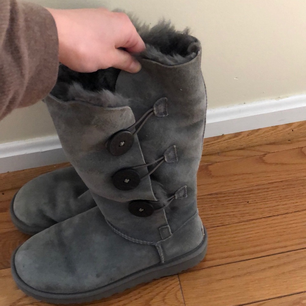 Gray Uggs